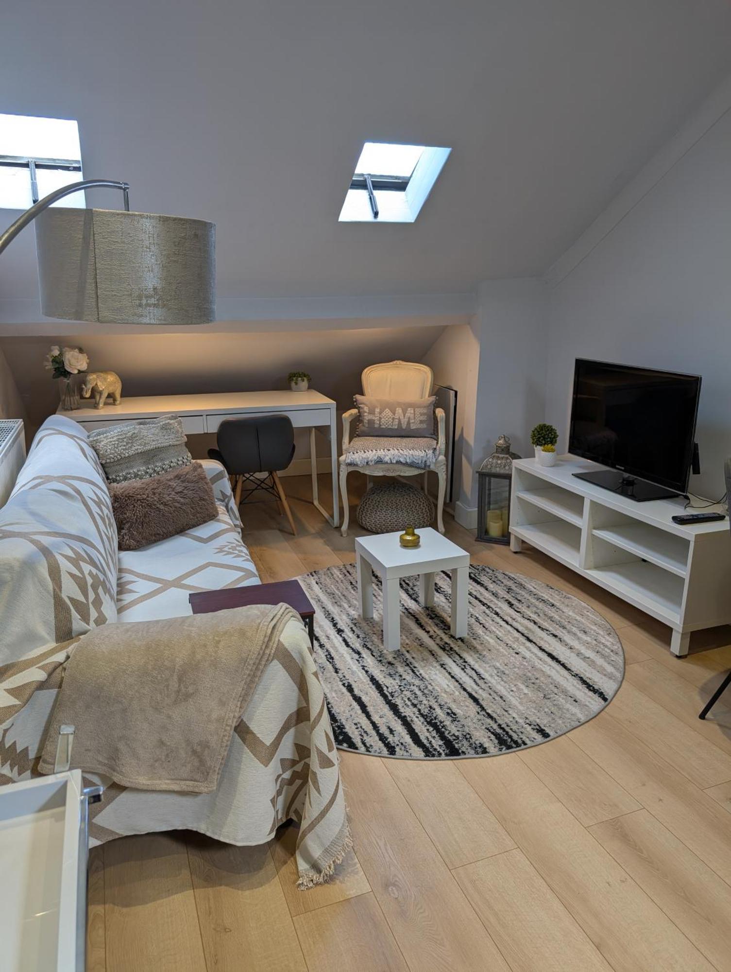 Cosy Modern One Bedroom In Hammersmith * Londra